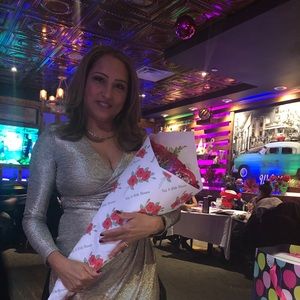 Meet your Posher, Luz mary